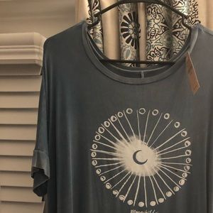 Soft blue graphic T American Eagle